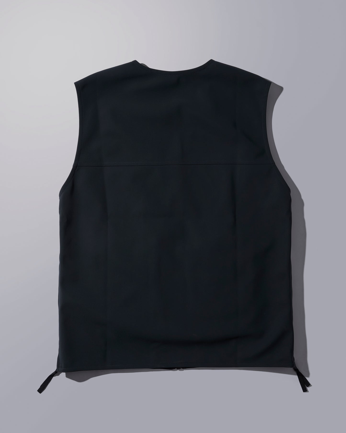 TAYĒR STUDIOS + RE.LINE / VEST